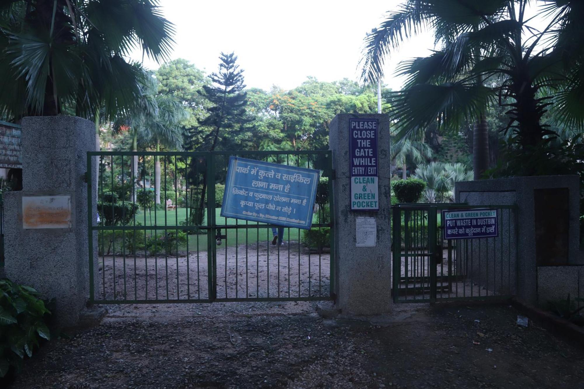 Divine India Service Apartment 3Bhk,B57 Sarita Vihar,Apollo Нью-Делі Екстер'єр фото