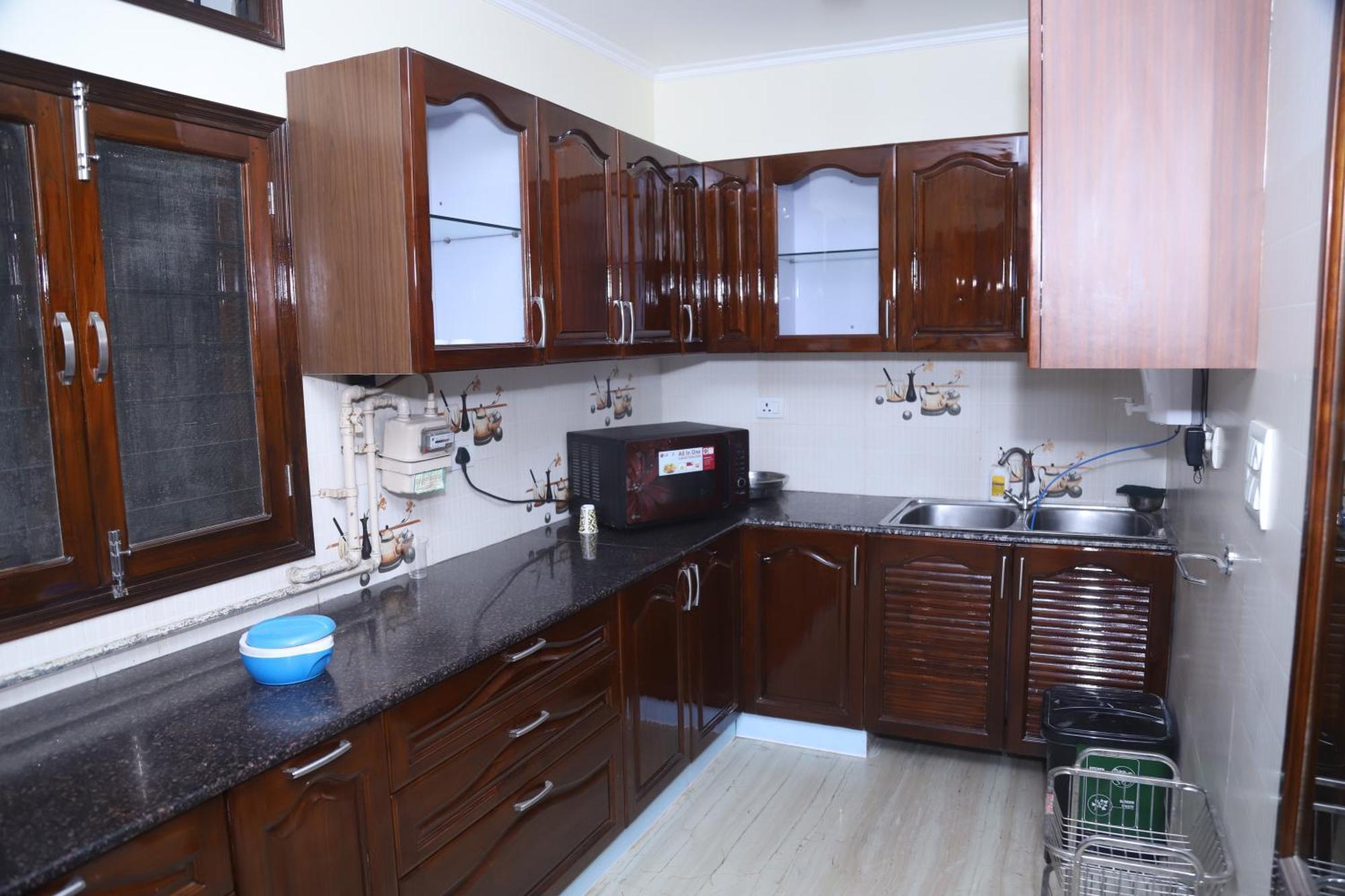 Divine India Service Apartment 3Bhk,B57 Sarita Vihar,Apollo Нью-Делі Екстер'єр фото