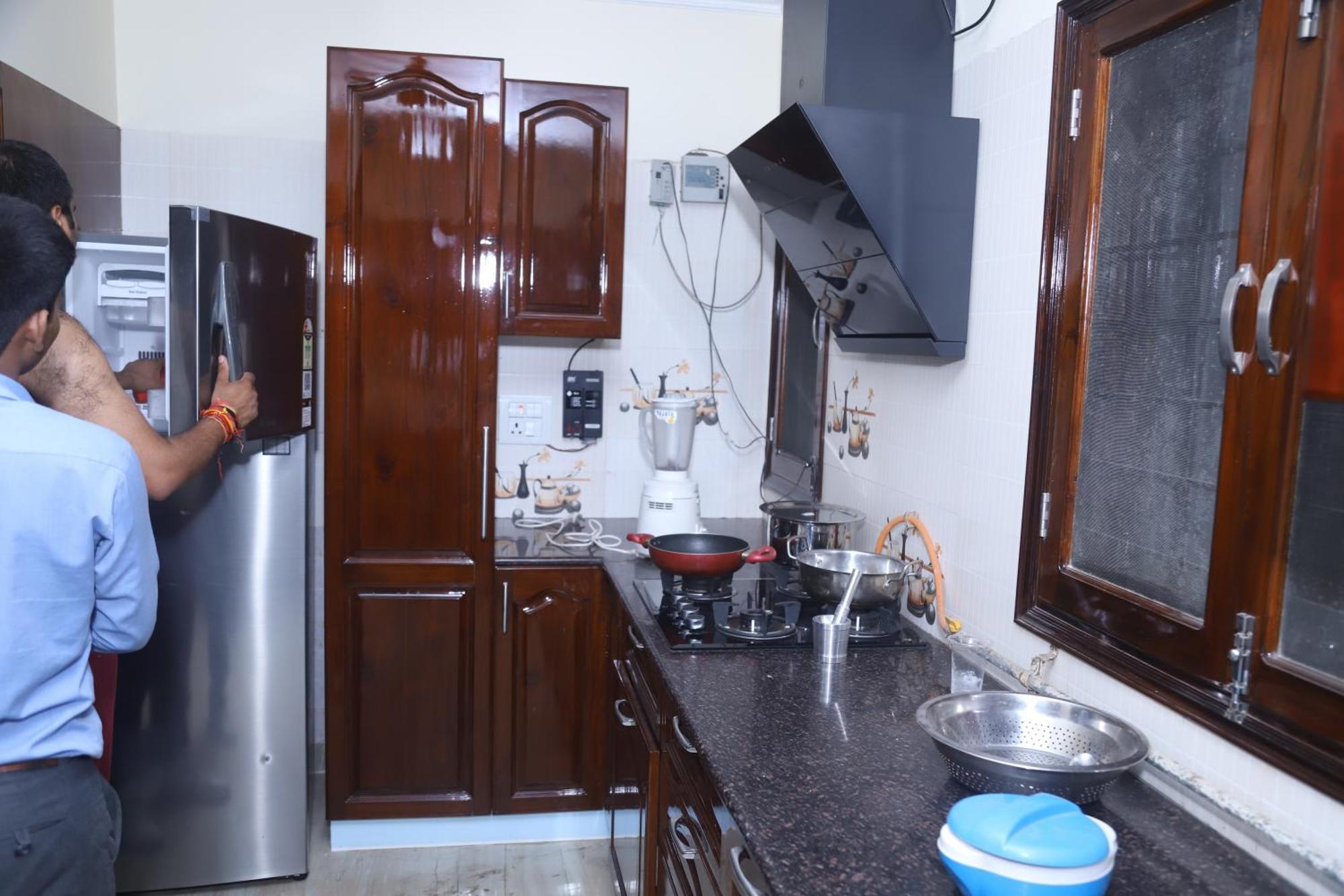 Divine India Service Apartment 3Bhk,B57 Sarita Vihar,Apollo Нью-Делі Екстер'єр фото