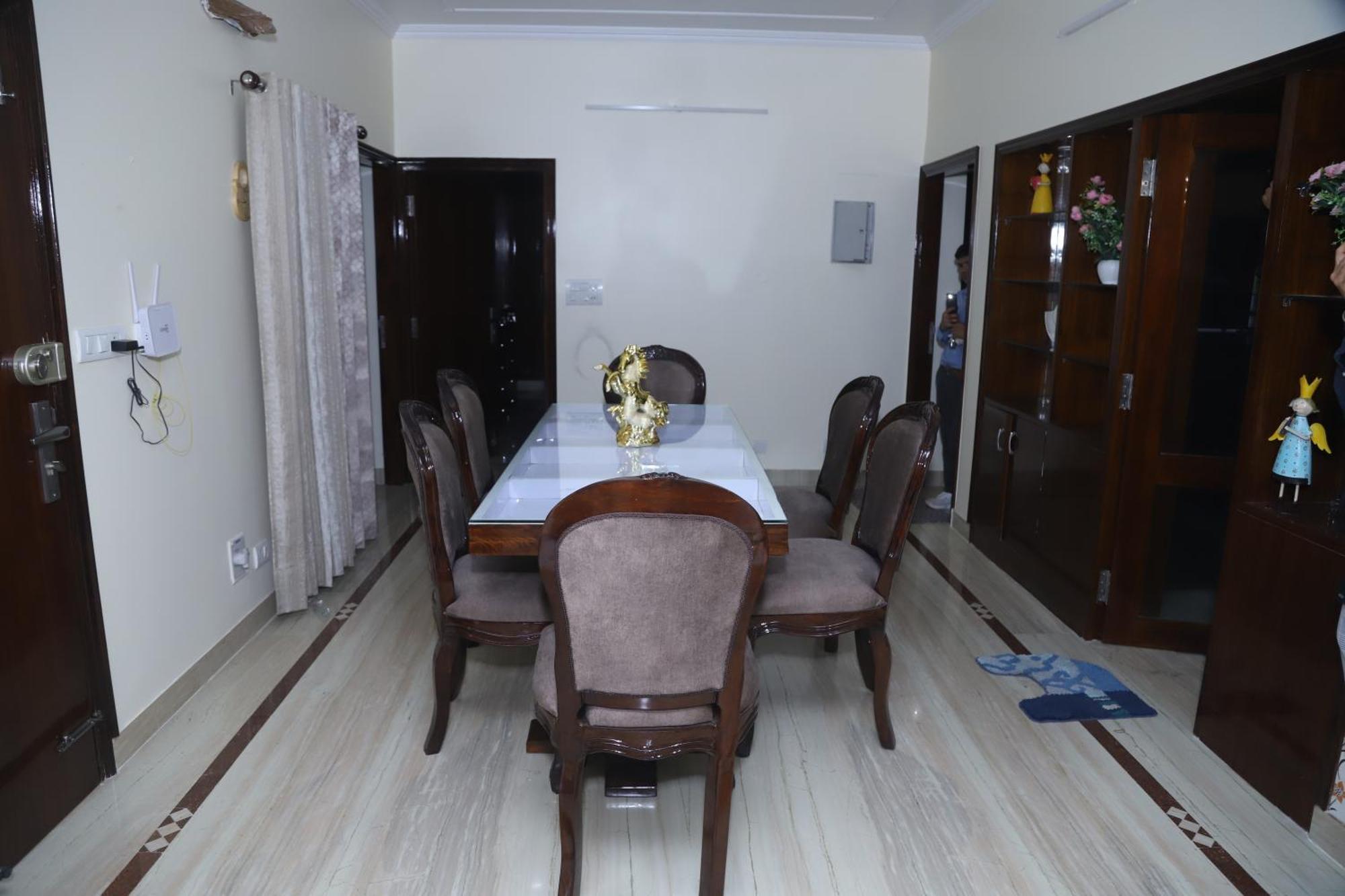 Divine India Service Apartment 3Bhk,B57 Sarita Vihar,Apollo Нью-Делі Екстер'єр фото