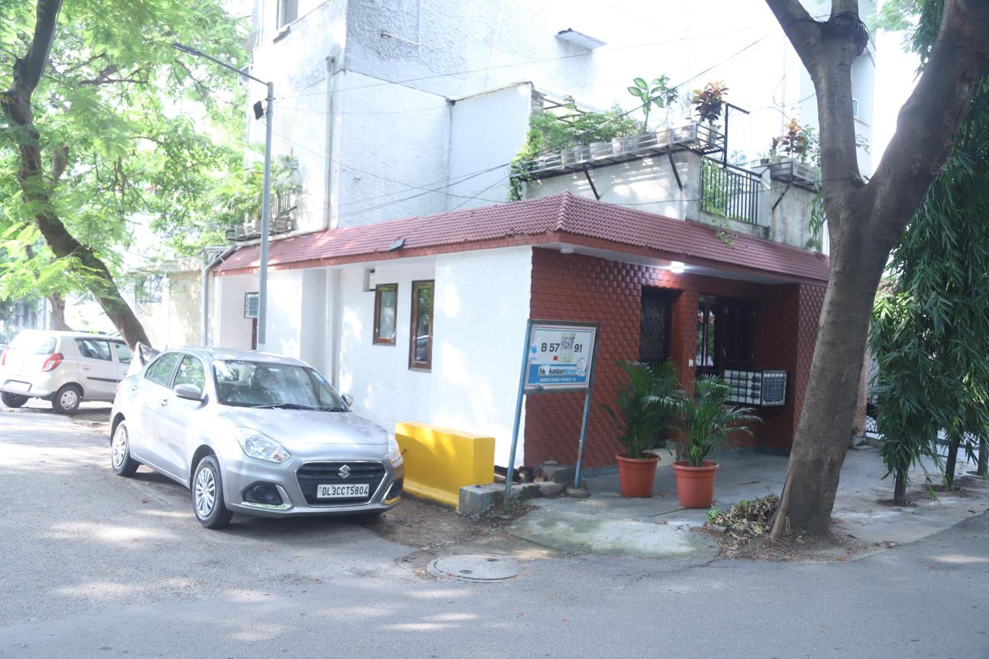 Divine India Service Apartment 3Bhk,B57 Sarita Vihar,Apollo Нью-Делі Екстер'єр фото