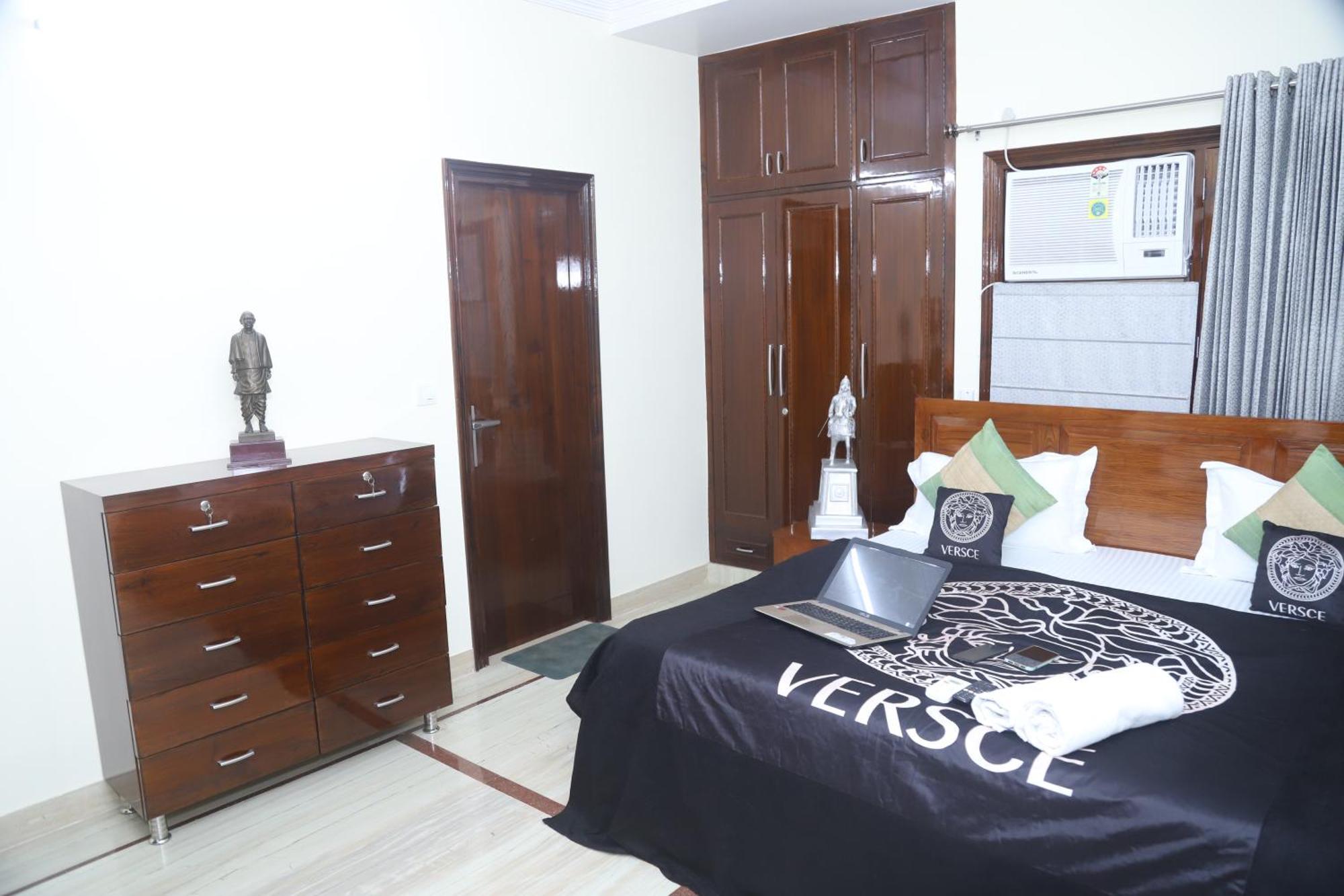 Divine India Service Apartment 3Bhk,B57 Sarita Vihar,Apollo Нью-Делі Екстер'єр фото